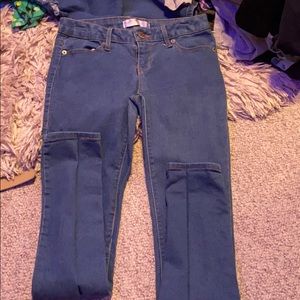 Skinny jeans